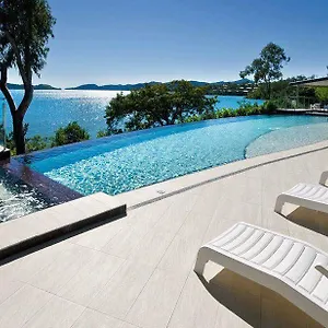https://shorelines.queenslandhotels.net